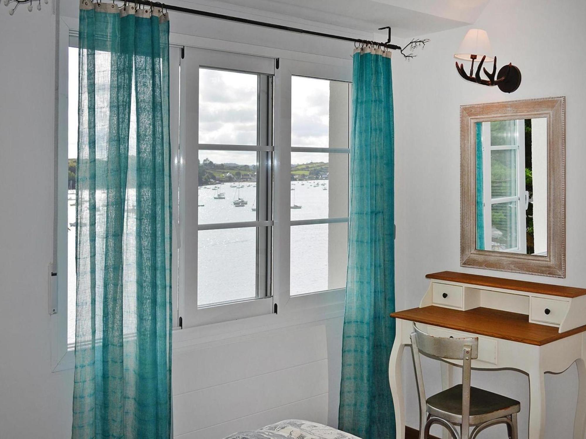 Pretty Breton Holiday Home In A Top Location Plougasnou Dış mekan fotoğraf